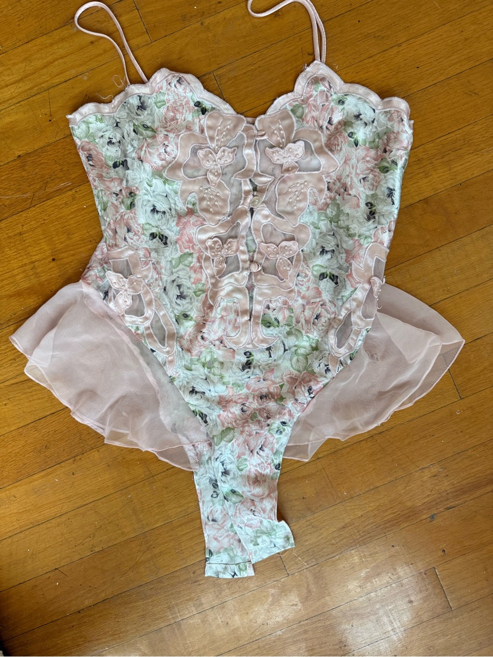 Victoria's Secret Gold Label Floral Lace Appliqué Chemise Bodysuit Teddy